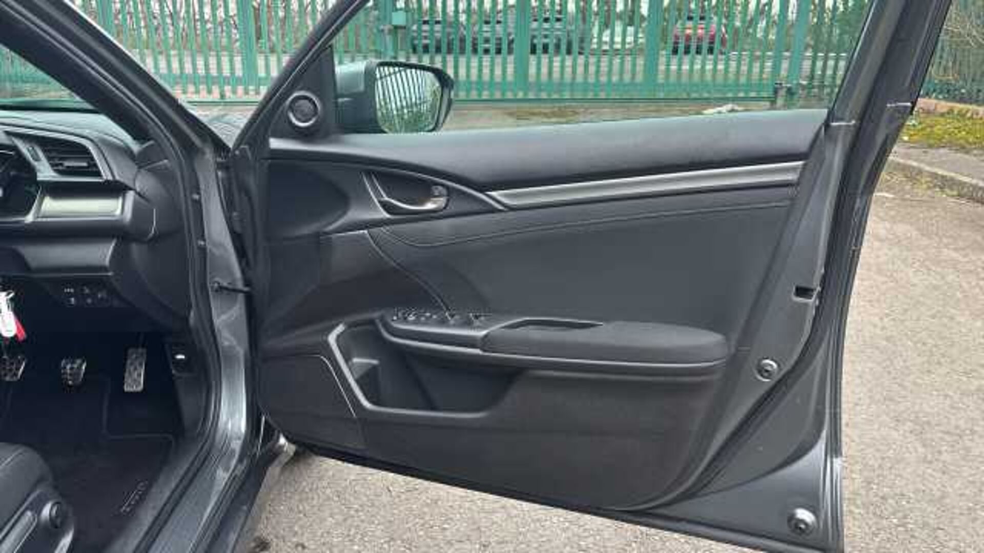 Honda Civic 1.0 VTEC Turbo 126 SR 5dr 