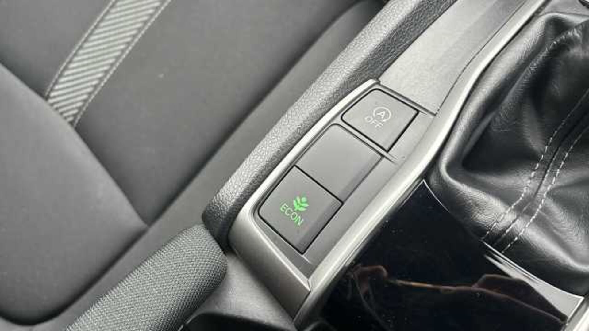 Honda Civic 1.0 VTEC Turbo 126 SR 5dr 