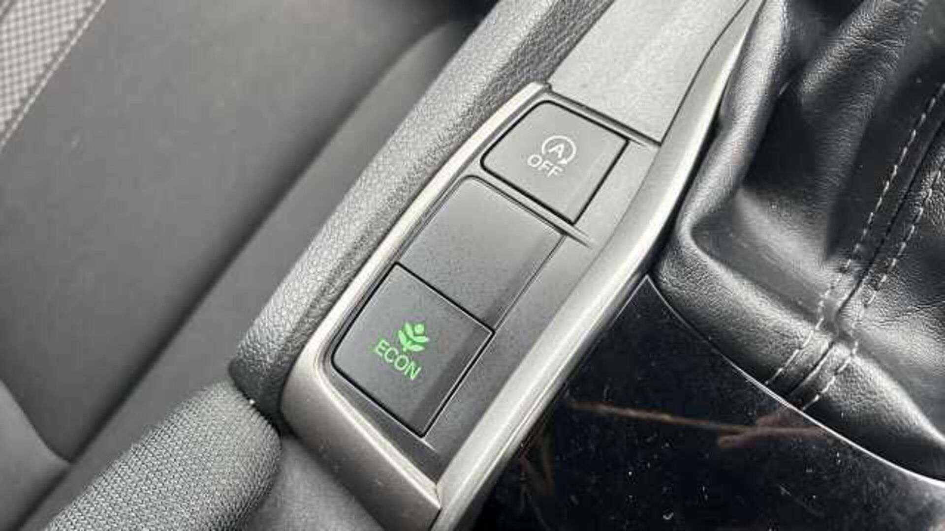 Honda Civic 1.0 VTEC Turbo 126 SR 5dr 