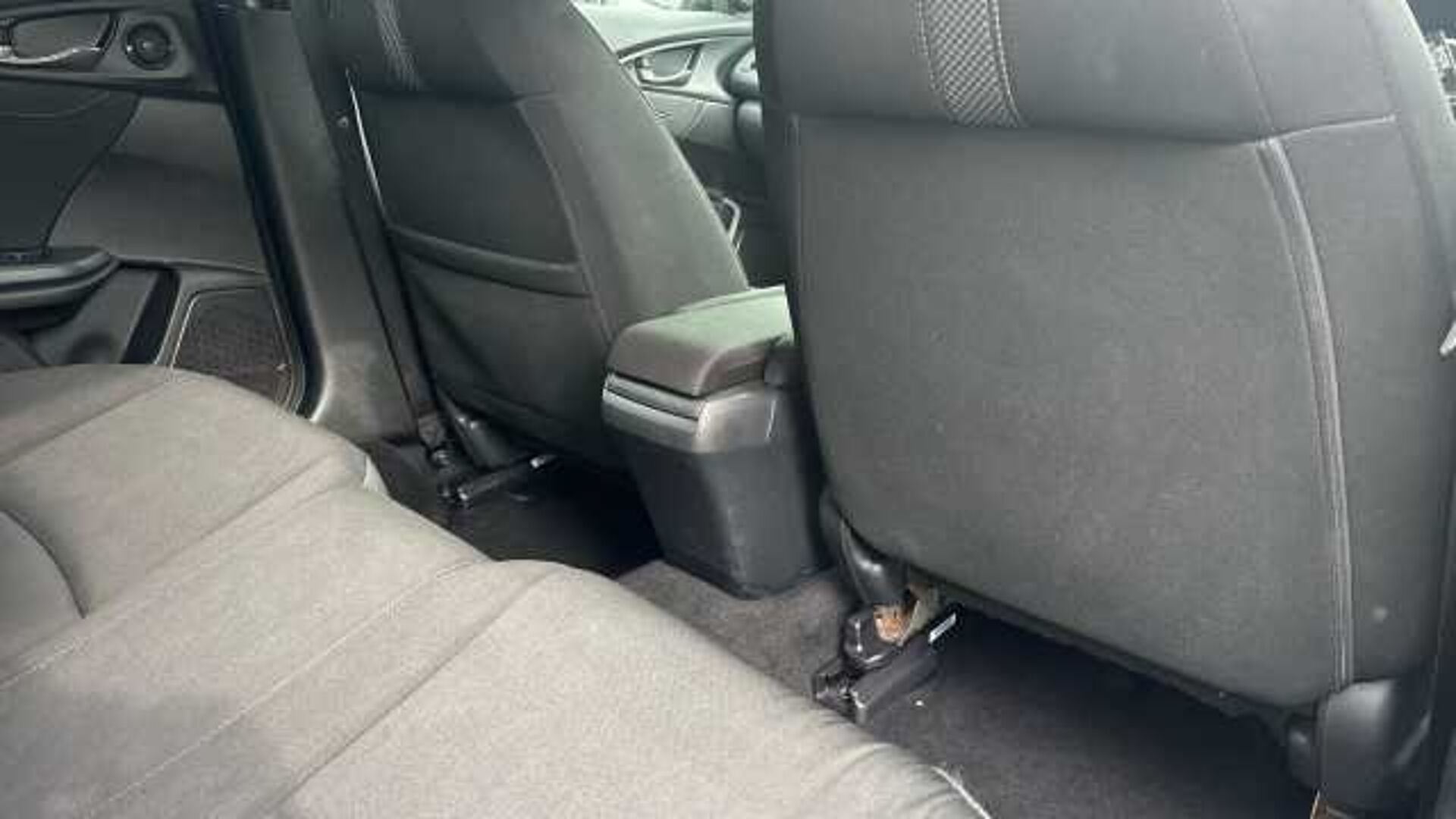 Honda Civic 1.0 VTEC Turbo 126 SR 5dr 