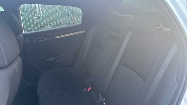Honda Civic 1.5 VTEC Turbo Sport 5dr CVT 