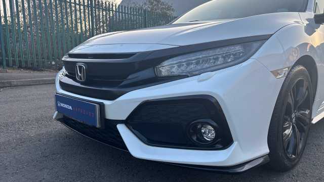 Honda Civic 1.5 VTEC Turbo Sport 5dr CVT 