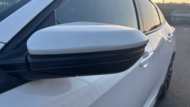 Honda Civic 1.5 VTEC Turbo Sport 5dr CVT 