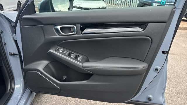 Honda Civic Hybrid 2.0 eHEV Advance 5dr CVT 