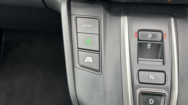 Honda CR-V Hybrid 2.0 i-MMD Hybrid SR 5dr eCVT 