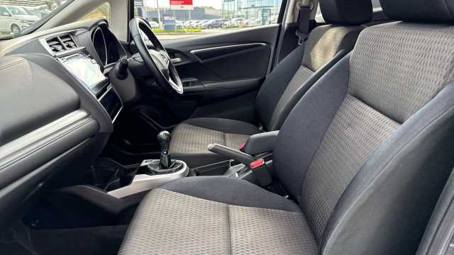 Honda Jazz 1.3 i-VTEC EX Navi 5dr 