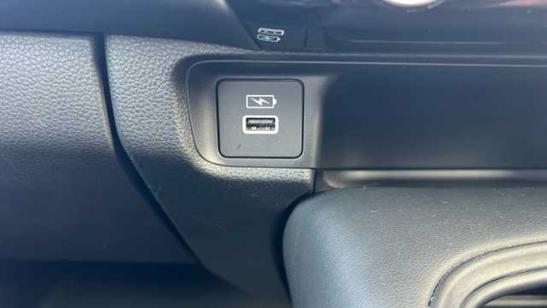 Honda HR-V e:HEV 1.5 eHEV Elegance 5dr CVT 