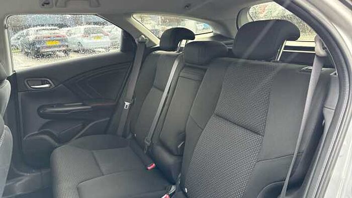 Honda Civic 1.8 i-VTEC Sport Nav 5dr Auto 
