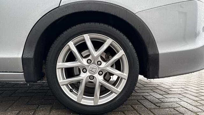 Honda Civic 1.8 i-VTEC Sport Nav 5dr Auto 