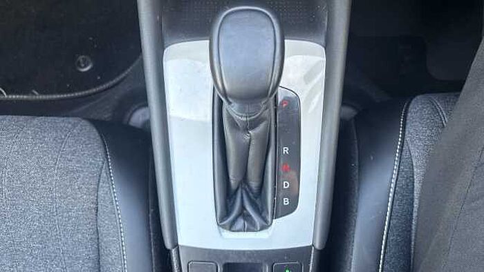 Honda Jazz Hybrid 1.5 i-MMD Hybrid Advance 5dr eCVT 