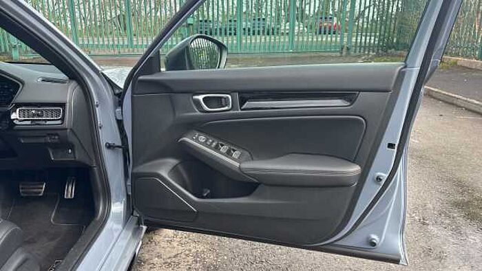 Honda Civic Hybrid 2.0 eHEV Advance 5dr CVT 