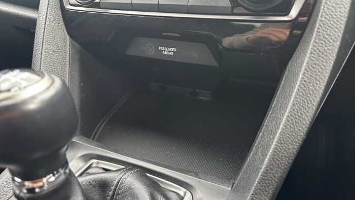 Honda Civic 1.0 VTEC Turbo 126 SR 5dr 