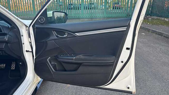 Honda Civic 1.5 VTEC Turbo Sport 5dr CVT 