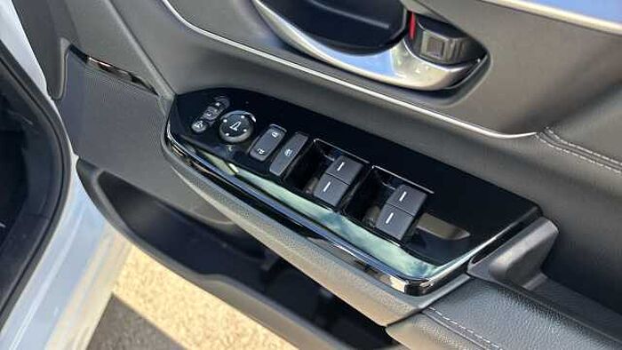 Honda CR-V Hybrid 2.0 i-MMD Hybrid SR 5dr eCVT 
