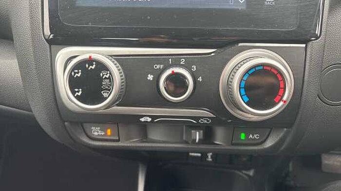 Honda Jazz 1.5 i-VTEC Sport 5dr CVT 
