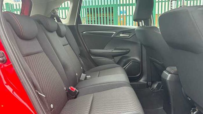 Honda Jazz 1.5 i-VTEC Sport 5dr CVT 