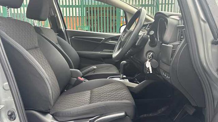 Honda Jazz 1.3 SE 5dr CVT 