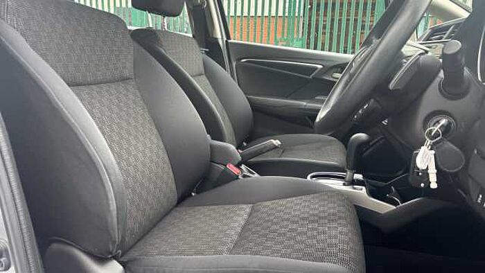 Honda Jazz 1.3 SE 5dr CVT 