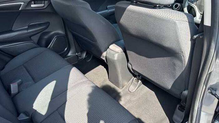 Honda Jazz 1.3 i-VTEC SE 5dr CVT 
