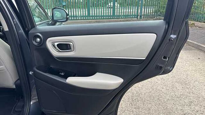 Honda HR-V Hybrid 1.5 eHEV Advance Style 5dr CVT 