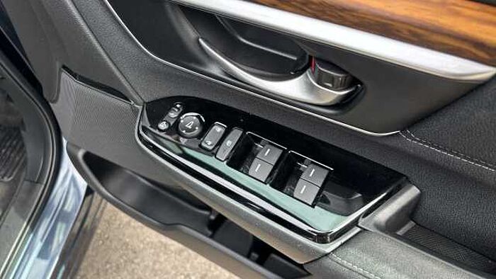 Honda CR-V 1.5 VTEC Turbo SE 5dr 2WD 