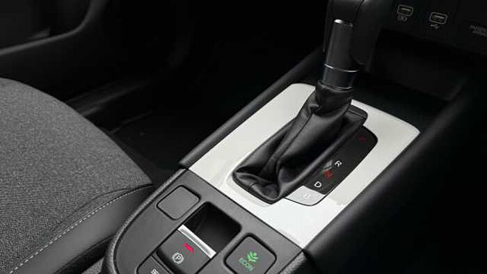 Honda Jazz Hybrid 1.5 i-MMD Hybrid Advance 5dr eCVT 