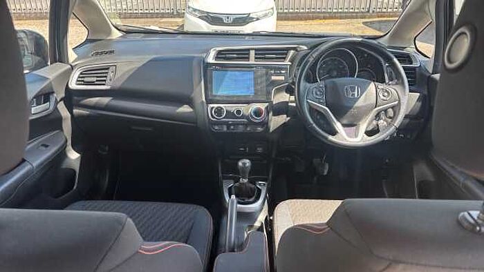 Honda Jazz 1.5 i-VTEC Sport 5dr 