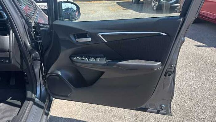 Honda Jazz 1.5 i-VTEC Sport 5dr 