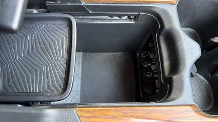 Honda CR-V 1.5 VTEC Turbo SE 5dr 2WD 