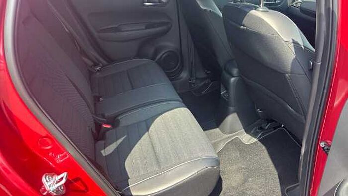 Honda Jazz Hybrid 1.5 i-MMD Hybrid Crosstar Advance 5dr eCVT 
