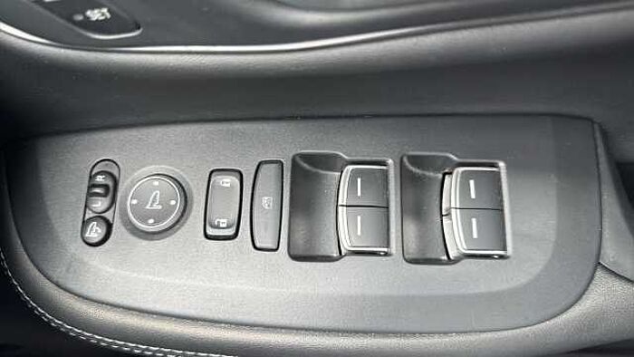 Honda ZR-V e:HEV 2.0 eHEV Advance 5dr CVT 