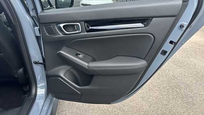 Honda Civic Hybrid 2.0 eHEV Advance 5dr CVT 