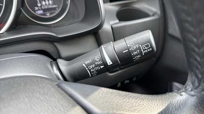 Honda Jazz 1.3 i-VTEC EX Navi 5dr 