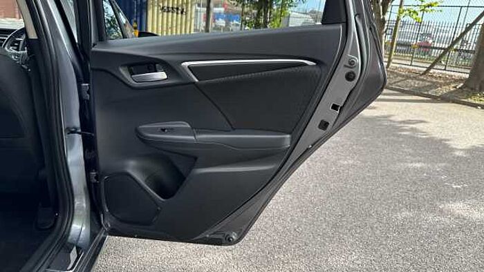 Honda Jazz 1.3 i-VTEC EX Navi 5dr 