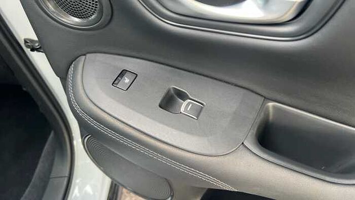 Honda ZR-V e:HEV 2.0 eHEV Advance 5dr CVT 